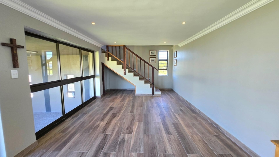 4 Bedroom Property for Sale in Kleinbaai Western Cape